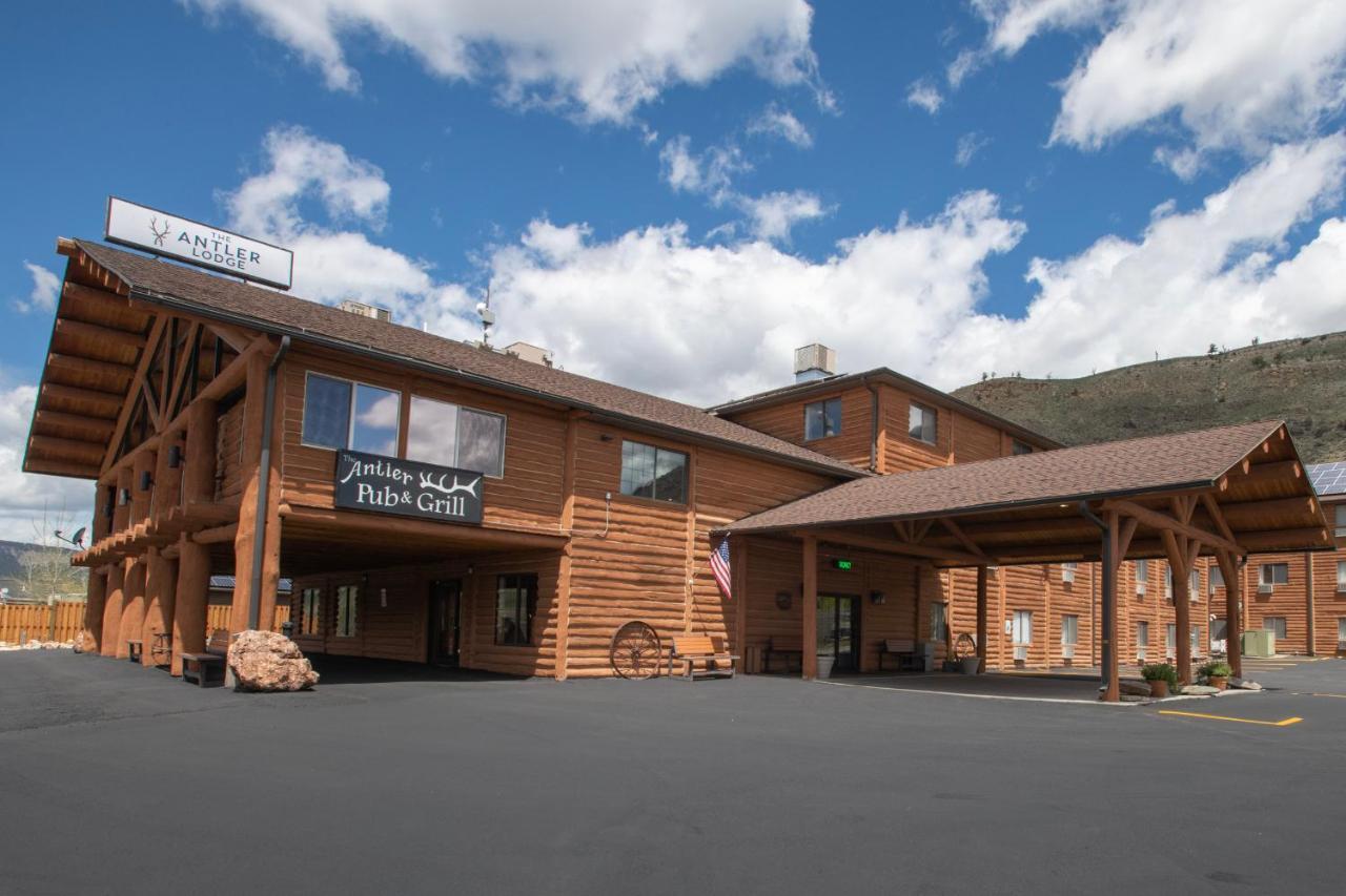 The Antler Lodge - Gardiner Exteriör bild